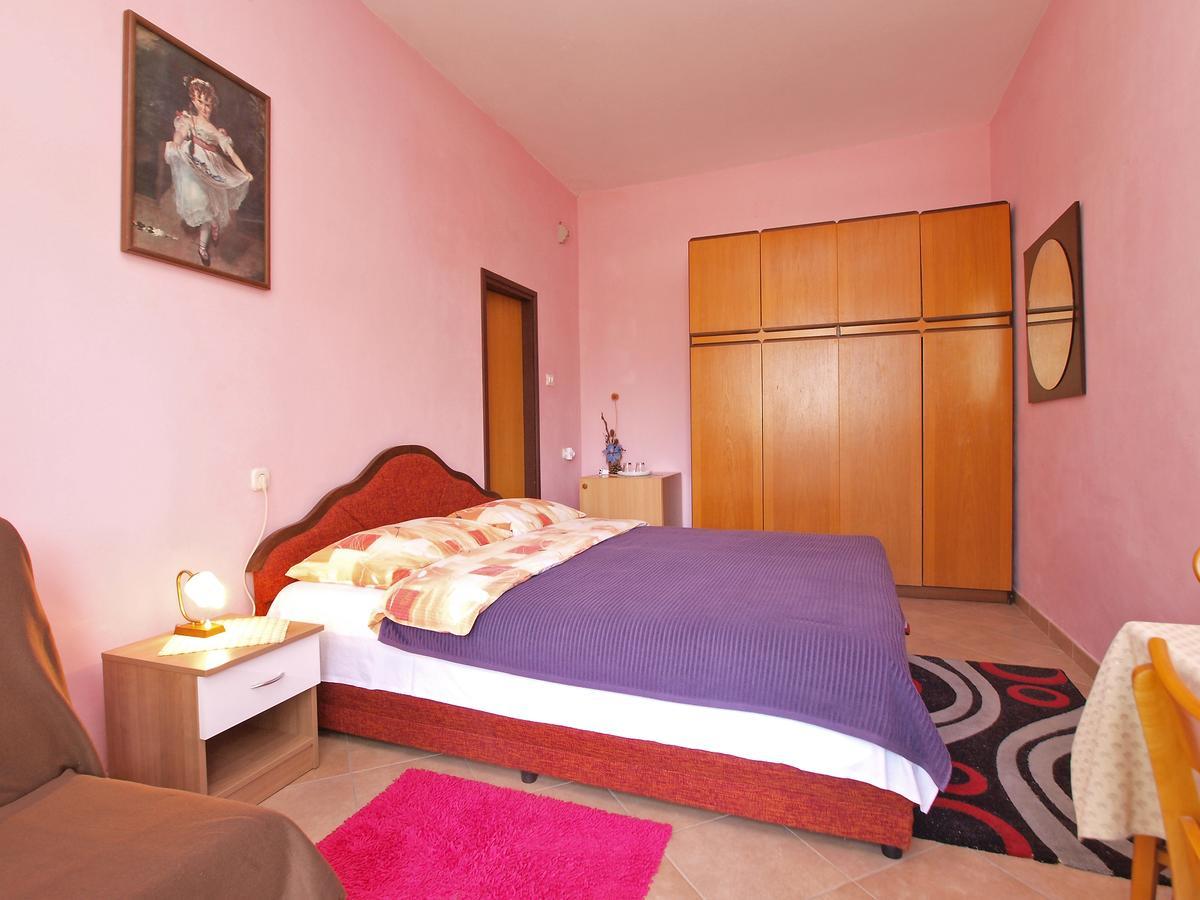 Apartments Ana Rovinj Exterior foto